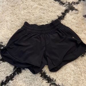 Lululemon 4 inch tracker short